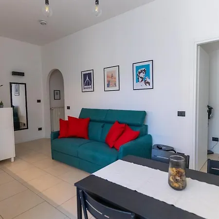 Modern Cosy Apartment Near Florence City Center-2